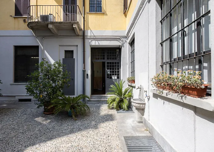 Trlocale Boheme In Porta Romana Lejlighed *